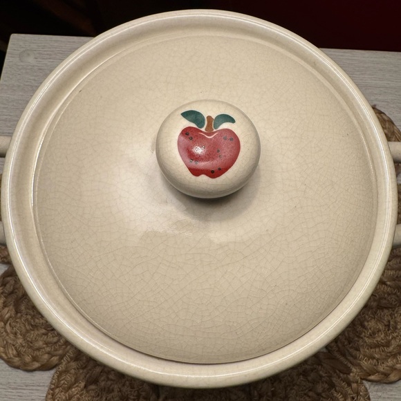 Ingleman Farmhouse Stoneware Applejack Gingham Bean Pot with Lid - Picture 2 of 4